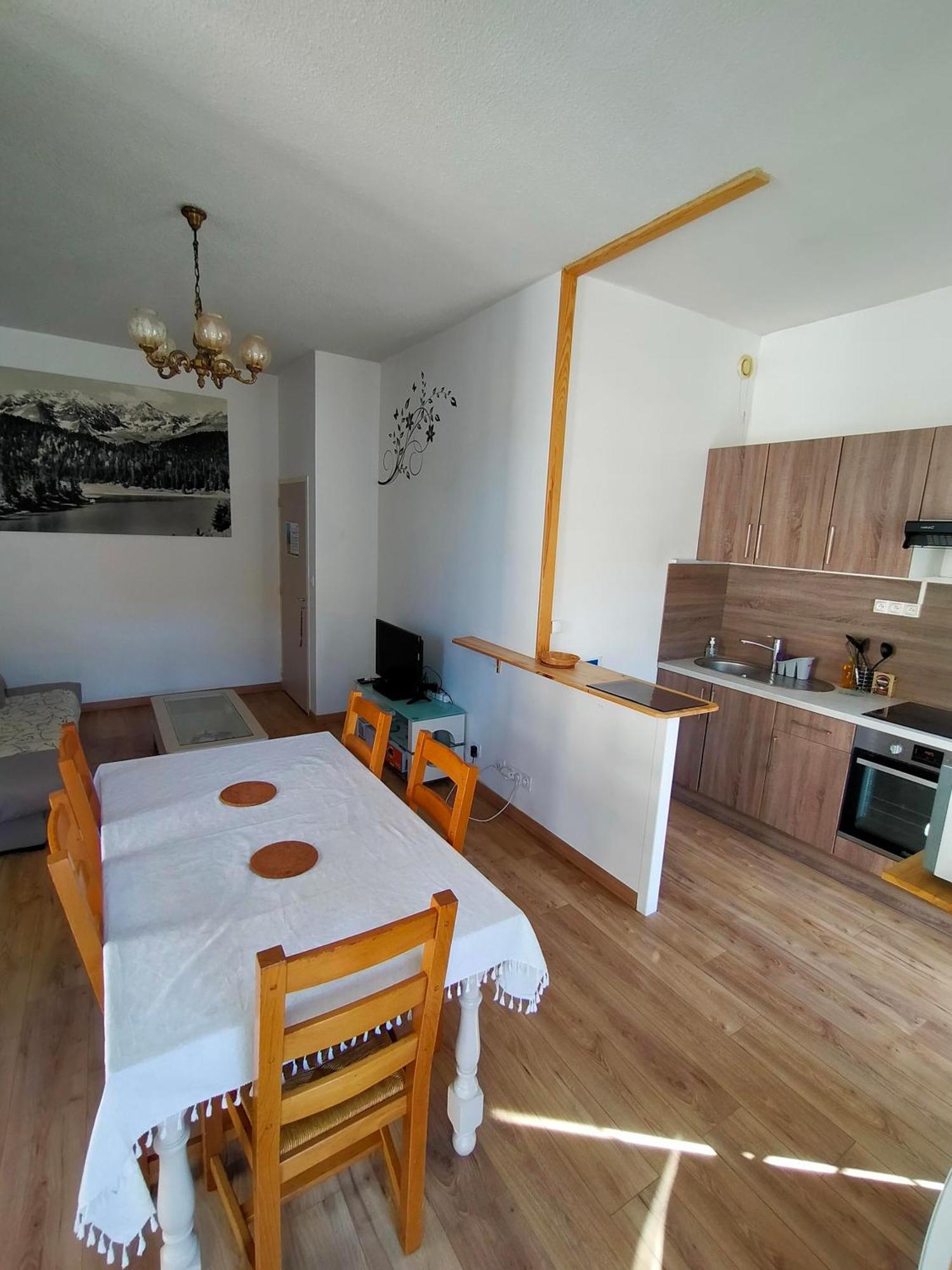 Le 6 Magnifique Appt Bagneres-De-Bigorre 3Etoiles Apartment Екстериор снимка